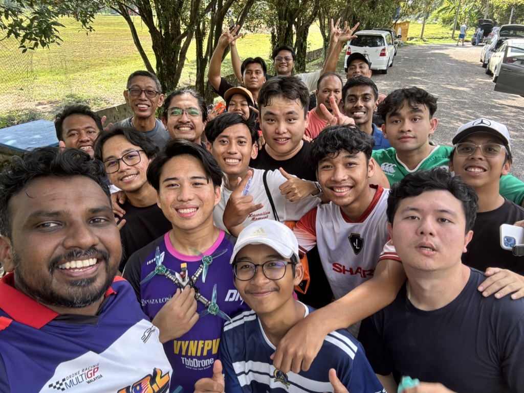 2CDAB330-33D8-49E5-996D-09FC6752CDB3_1_105_c